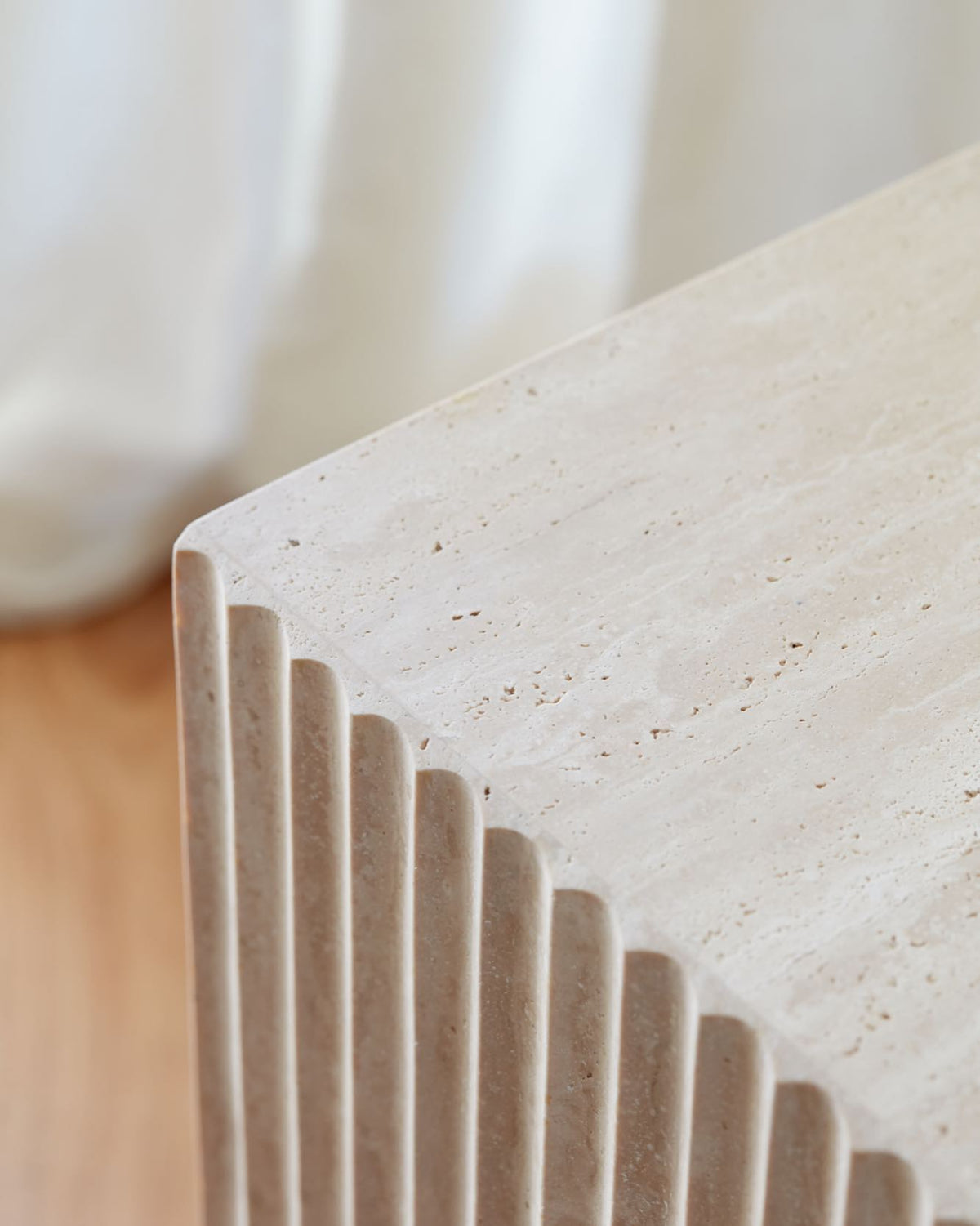 طاولة قهوة FLUTED Coffee Table
