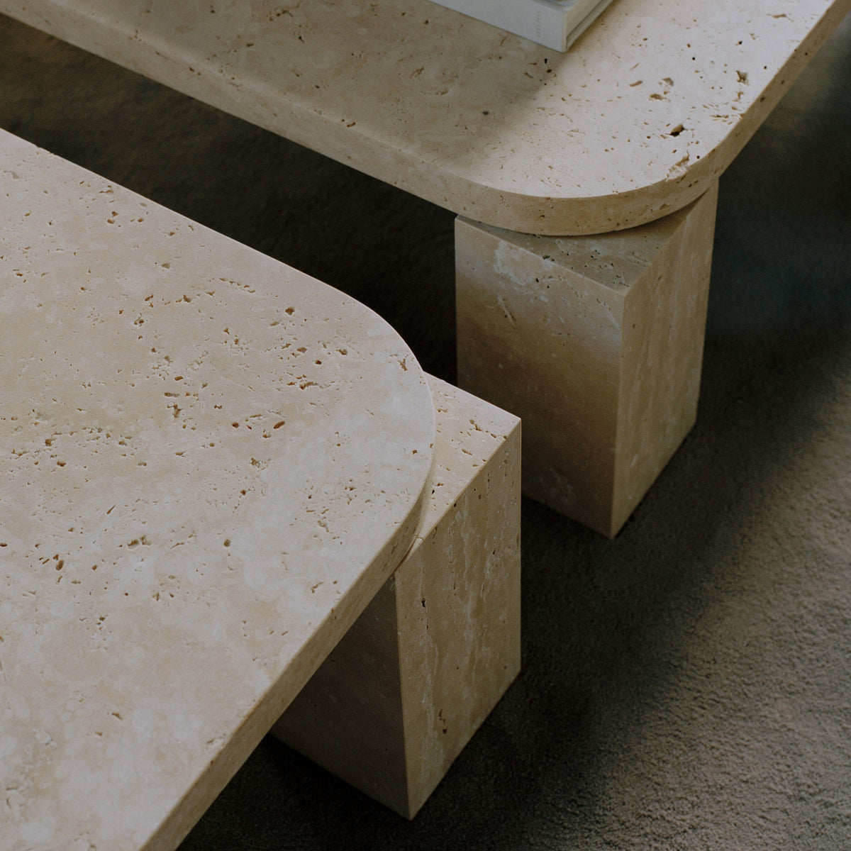 PESADA Coffee Table