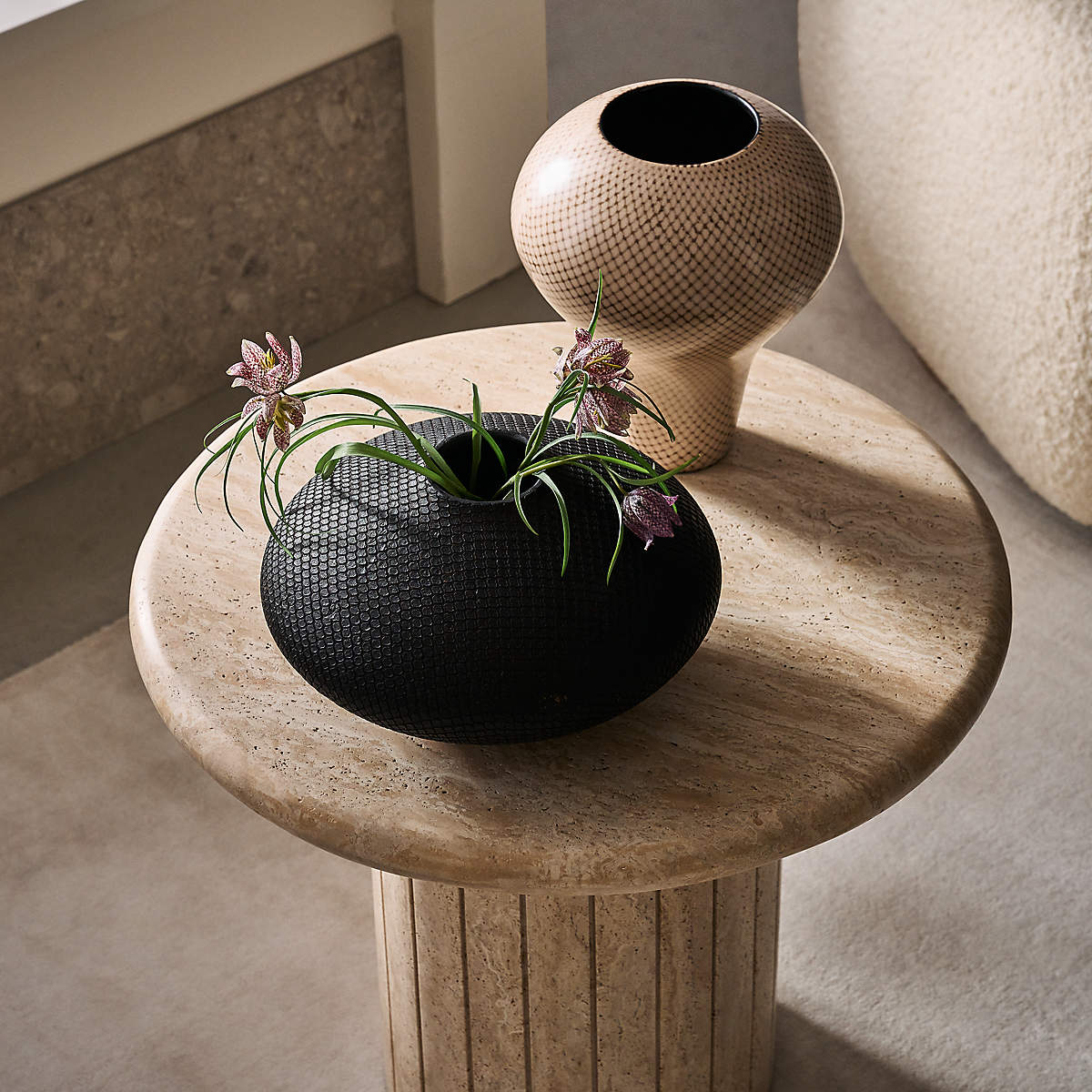 طاولة جانبية PEDESTAL Side Table
