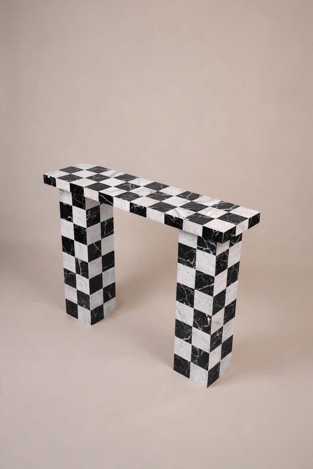 CHEQUERED Console Table