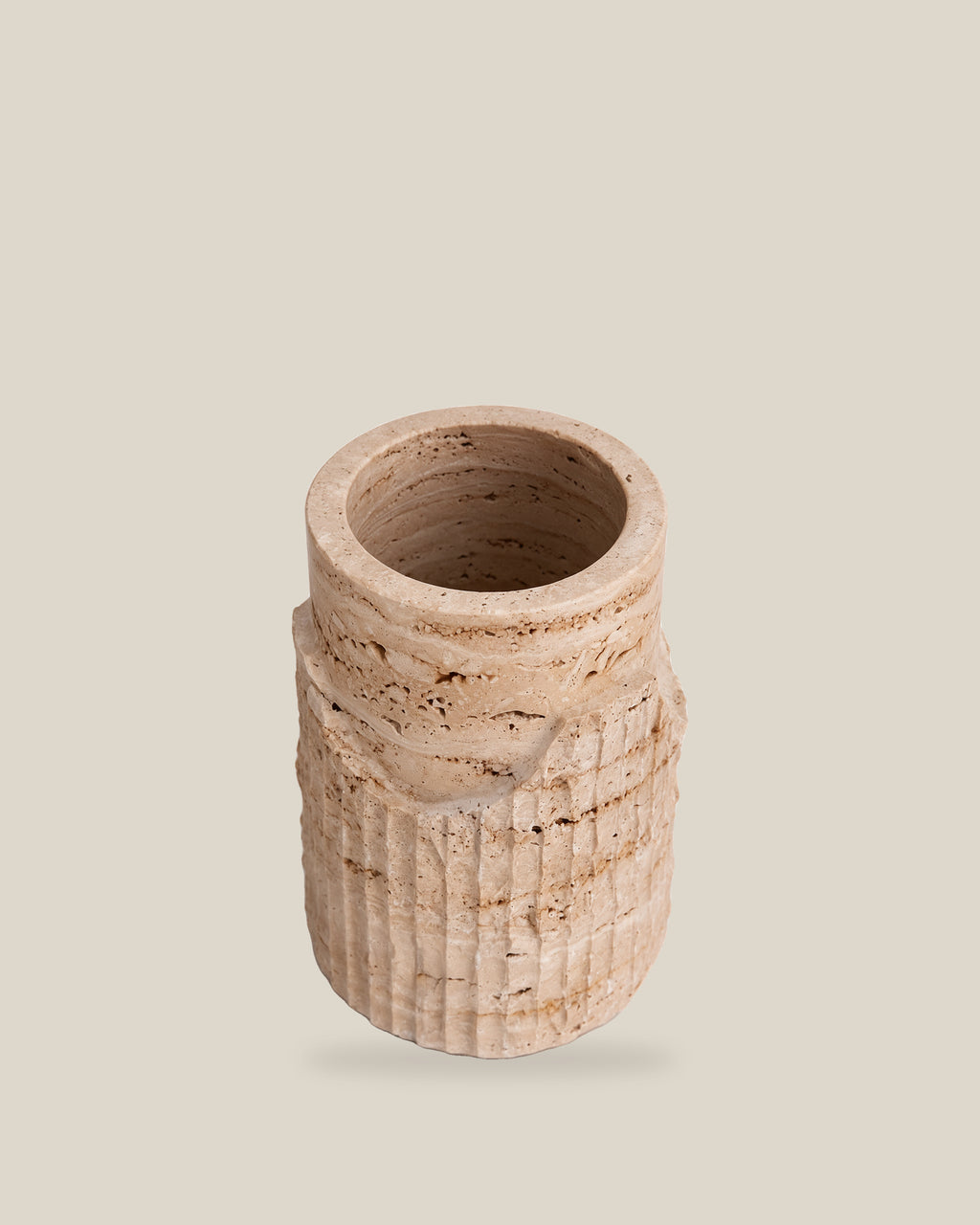 Colesseum Short Travertine Beige Angle 02