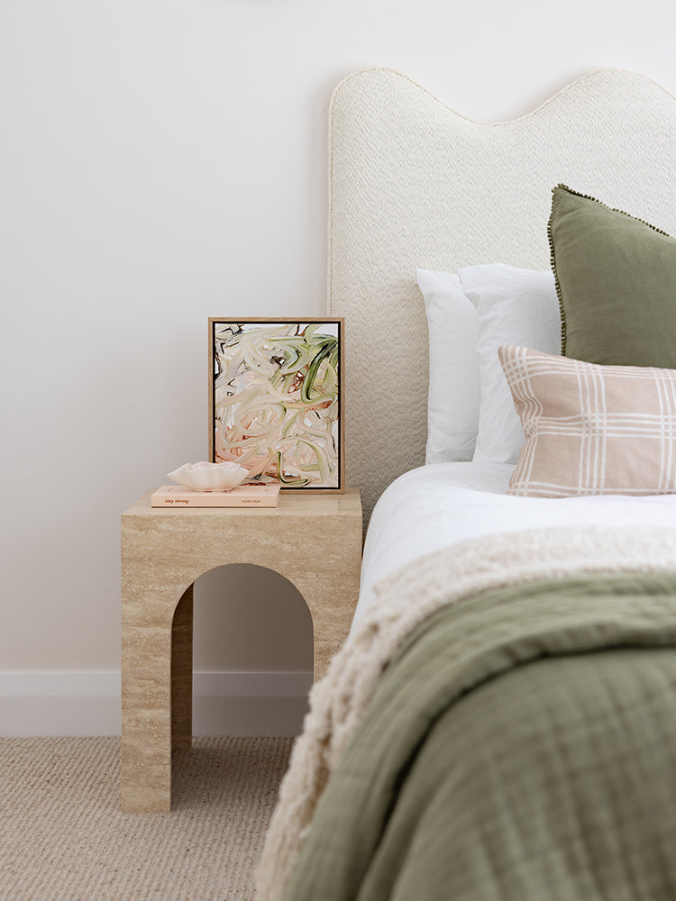 طاولة جانبية PETRA Side Table