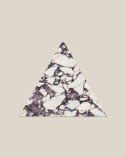 BLOC TRI-CHECKERS — Calacatta Viola single triangle on BONE background