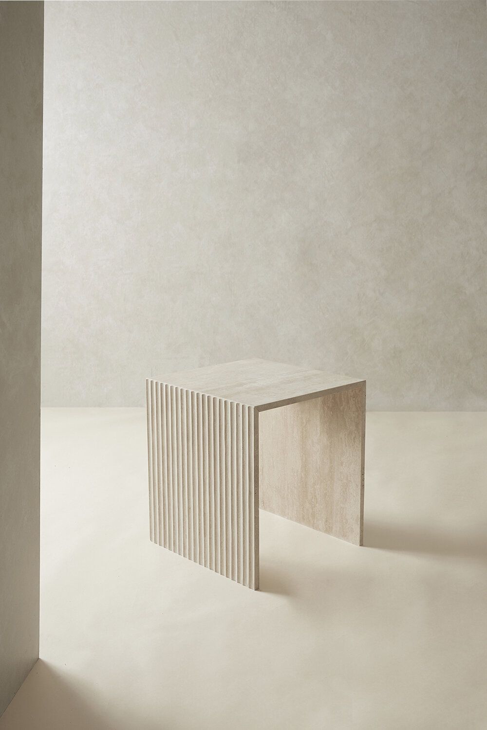طاولة قهوة FLUTED Coffee Table